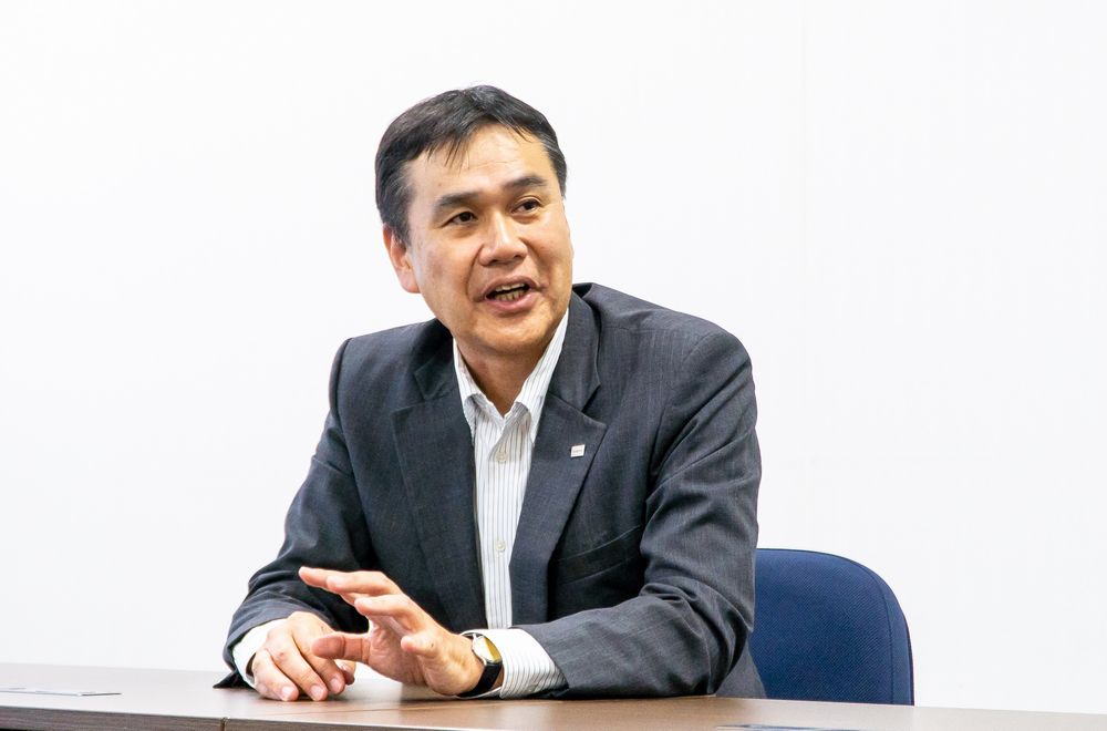 東芝基礎(chǔ)設(shè)施系統(tǒng)株式會社　安全和自動化系統(tǒng)事業(yè)部 機器人和圖像安全事業(yè)負責(zé)人 柚井英人先生